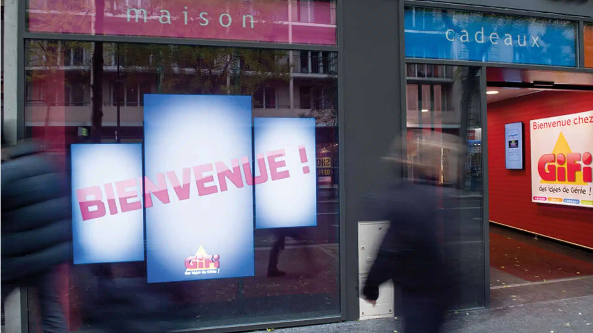 Affichage dynamique pour écran en vitrine